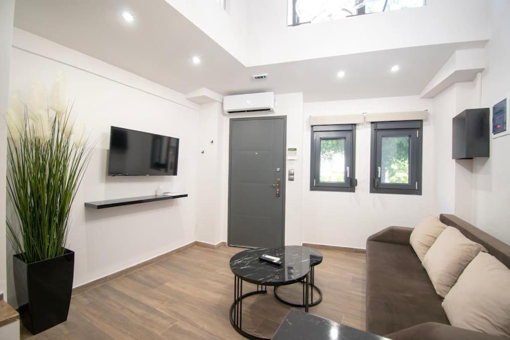Antigonidon Loft Apartment Солун Екстериор снимка
